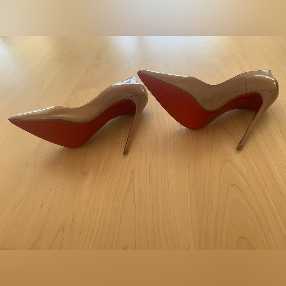 So Kate Louboutin *perfect condition* beige 38.5